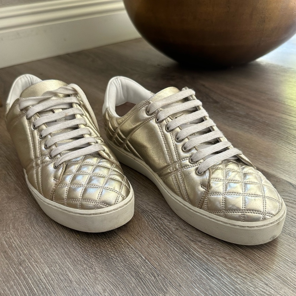 Burberry Westford Quilted Metallic Leather Low Top Sneaker Gold Sz 38 EU - Picture 2 of 6